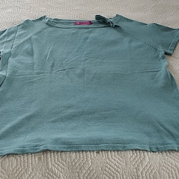 Mommy Chic, Short Sleeve Pullover Top. SZ M - Picture 7 of 9